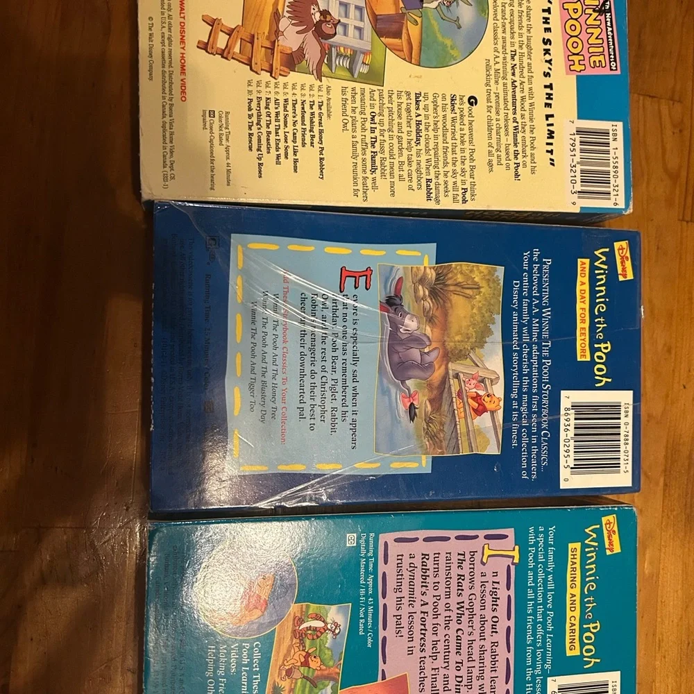Winnie the POOH learning collection of VHS movies lot of three